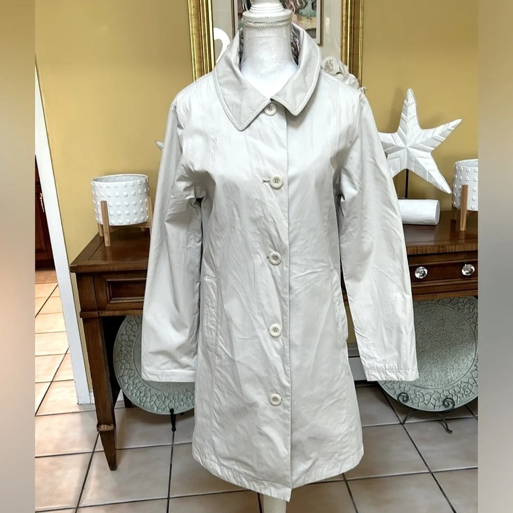 Cabela’s Women's Cream Fully Lined Button Front Collared Pockets Trench Coat Med - Picture 2 of 14